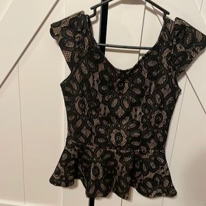V-back plunge top